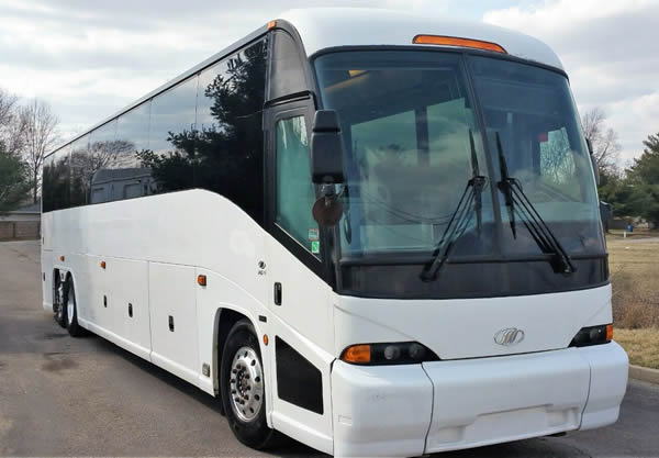 Angelic Travels offer transportation, lodging, and admission to entertainment activities to individuals and groups planning trips via modern motor coaches.